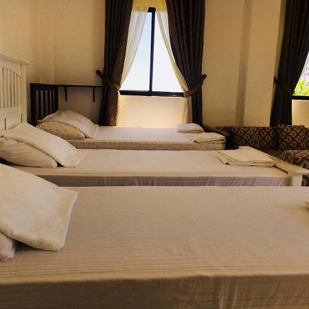 Melronz Inn Oslob Eksteriør bilde